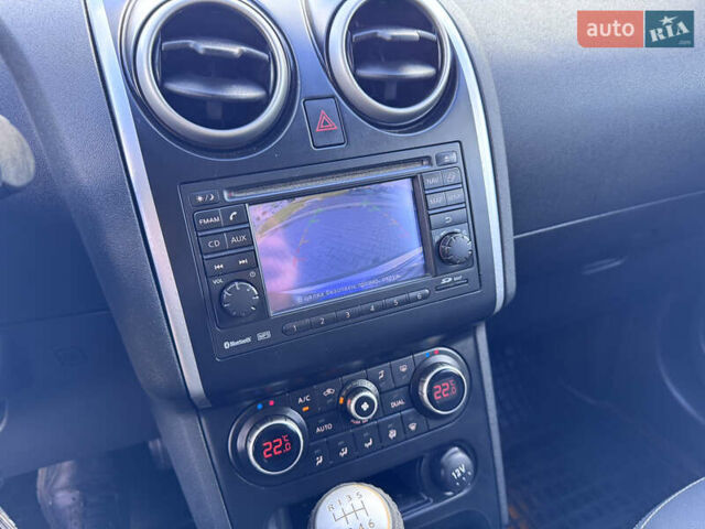 Ніссан Кашкай 2011 у Хмельницькому на Automoto.ua Фіолетовий Ніссан Кашкай, об'ємом двигуна 1.46 л та пробігом 221 тис. км за 9700 $, фото 16 на Automoto.ua