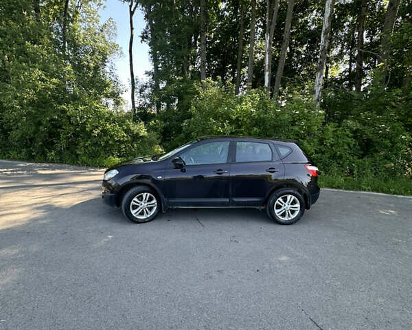 Фиолетовый Ниссан Кашкай, объемом двигателя 1.6 л и пробегом 265 тыс. км за 10950 $, фото 1 на Automoto.ua