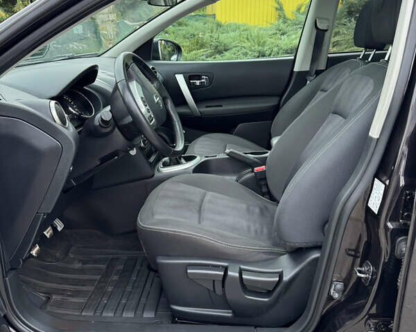 Фиолетовый Ниссан Кашкай, объемом двигателя 1.6 л и пробегом 242 тыс. км за 11450 $, фото 6 на Automoto.ua