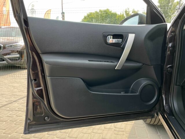 Ниссан Кашкай 2012 в Бердичеве на Automoto.ua Фиолетовый Ниссан Кашкай, объемом двигателя 1.6 л и пробегом 276 тыс. км за 262 $, фото 6 на Automoto.ua