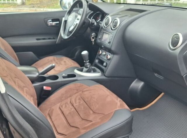 Фиолетовый Ниссан Кашкай, объемом двигателя 0 л и пробегом 202 тыс. км за 11500 $, фото 19 на Automoto.ua