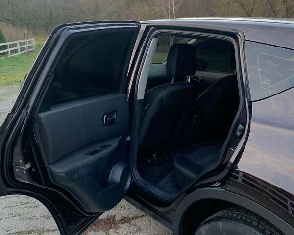 Фиолетовый Ниссан Кашкай, объемом двигателя 1.46 л и пробегом 222 тыс. км за 10800 $, фото 2 на Automoto.ua