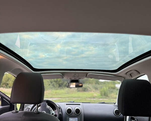 Фиолетовый Ниссан Кашкай, объемом двигателя 1.6 л и пробегом 242 тыс. км за 11450 $, фото 14 на Automoto.ua