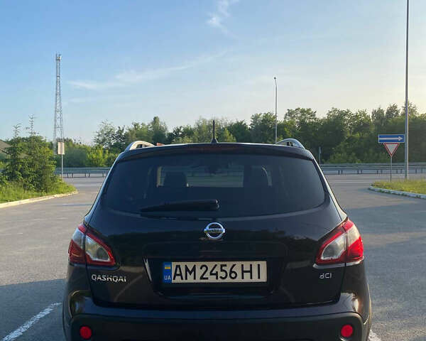 Фиолетовый Ниссан Кашкай, объемом двигателя 1.6 л и пробегом 292 тыс. км за 11129 $, фото 1 на Automoto.ua
