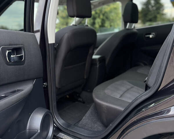 Фиолетовый Ниссан Кашкай, объемом двигателя 1.6 л и пробегом 242 тыс. км за 11450 $, фото 12 на Automoto.ua