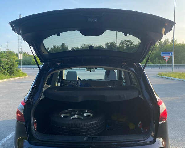 Фиолетовый Ниссан Кашкай, объемом двигателя 1.6 л и пробегом 292 тыс. км за 11129 $, фото 4 на Automoto.ua