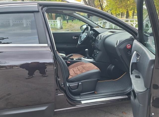 Фиолетовый Ниссан Кашкай, объемом двигателя 0 л и пробегом 202 тыс. км за 11500 $, фото 10 на Automoto.ua