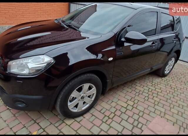 Фіолетовий Ніссан Кашкай, об'ємом двигуна 2 л та пробігом 173 тис. км за 11200 $, фото 4 на Automoto.ua