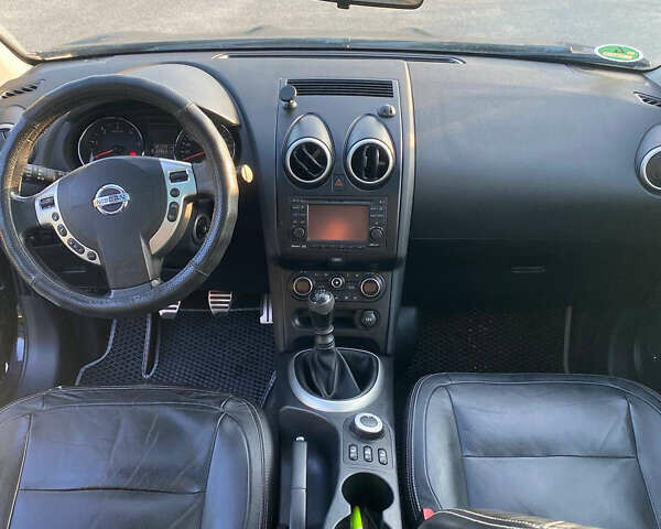 Фиолетовый Ниссан Кашкай, объемом двигателя 1.6 л и пробегом 292 тыс. км за 11129 $, фото 9 на Automoto.ua