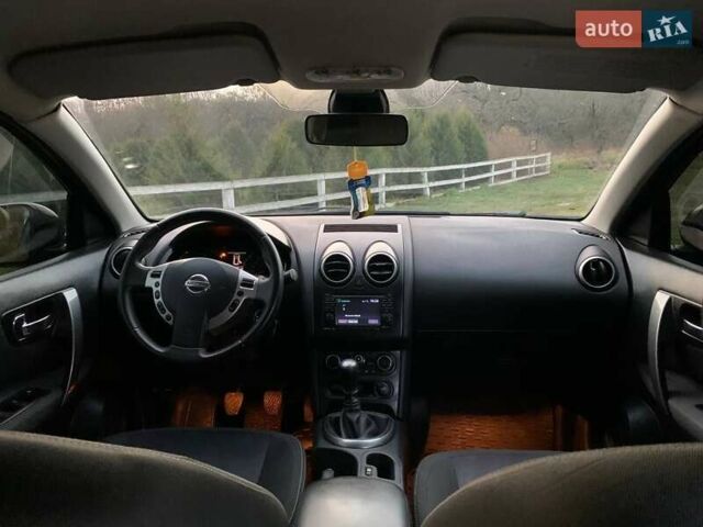 Фиолетовый Ниссан Кашкай, объемом двигателя 1.46 л и пробегом 222 тыс. км за 10800 $, фото 14 на Automoto.ua
