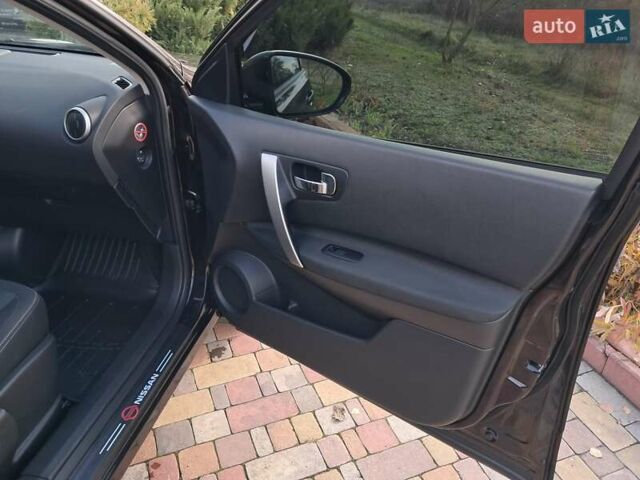 Фіолетовий Ніссан Кашкай, об'ємом двигуна 2 л та пробігом 173 тис. км за 11200 $, фото 56 на Automoto.ua