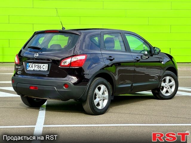 Фиолетовый Ниссан Кашкай, объемом двигателя 2 л и пробегом 133 тыс. км за 12900 $, фото 1 на Automoto.ua