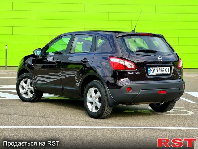 Фиолетовый Ниссан Кашкай, объемом двигателя 2 л и пробегом 133 тыс. км за 12900 $, фото 2 на Automoto.ua