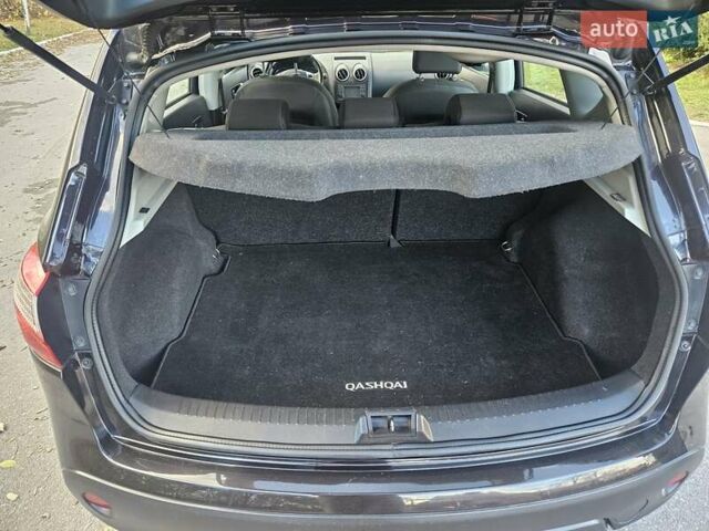 Ниссан Кашкай 2013 в Бердичеве на Automoto.ua Фиолетовый Ниссан Кашкай, объемом двигателя 1.6 л и пробегом 245 тыс. км за 10500 $, фото 40 на Automoto.ua