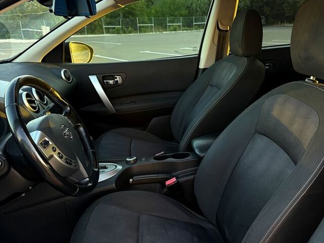 Фиолетовый Ниссан Кашкай, объемом двигателя 2 л и пробегом 146 тыс. км за 11500 $, фото 5 на Automoto.ua