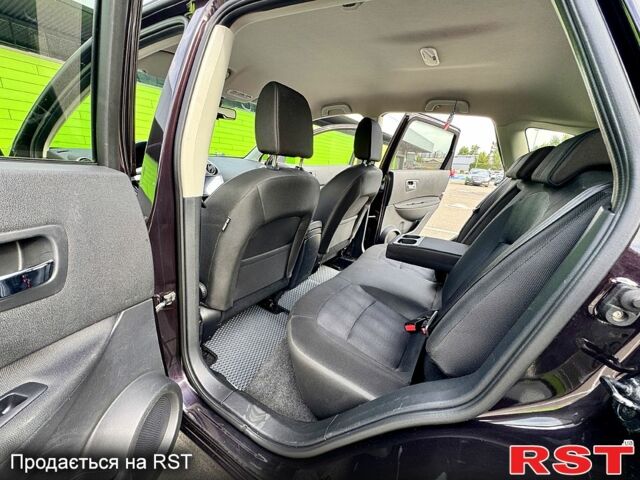 Фиолетовый Ниссан Кашкай, объемом двигателя 2 л и пробегом 133 тыс. км за 12900 $, фото 4 на Automoto.ua