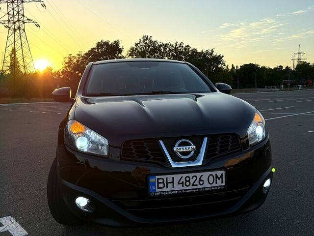 Фиолетовый Ниссан Кашкай, объемом двигателя 2 л и пробегом 146 тыс. км за 11500 $, фото 4 на Automoto.ua