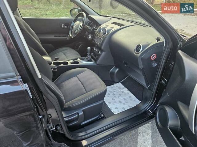 Ниссан Кашкай 2013 в Бердичеве на Automoto.ua Фиолетовый Ниссан Кашкай, объемом двигателя 1.6 л и пробегом 245 тыс. км за 10500 $, фото 37 на Automoto.ua