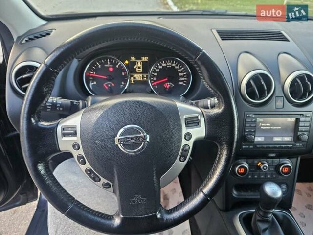 Ниссан Кашкай 2013 в Бердичеве на Automoto.ua Фиолетовый Ниссан Кашкай, объемом двигателя 1.6 л и пробегом 245 тыс. км за 10500 $, фото 27 на Automoto.ua