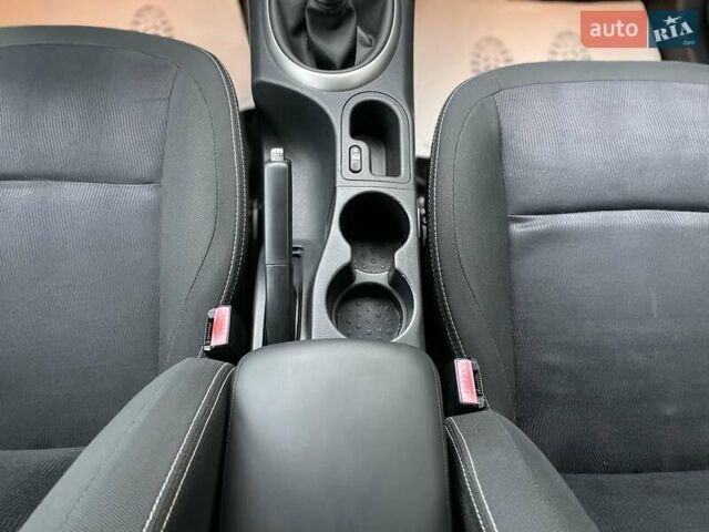 Фиолетовый Ниссан Кашкай, объемом двигателя 1.5 л и пробегом 210 тыс. км за 12300 $, фото 24 на Automoto.ua