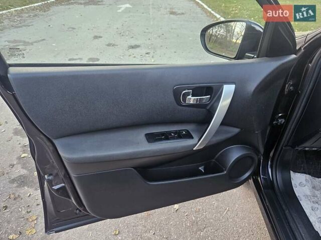 Ниссан Кашкай 2013 в Бердичеве на Automoto.ua Фиолетовый Ниссан Кашкай, объемом двигателя 1.6 л и пробегом 245 тыс. км за 10500 $, фото 26 на Automoto.ua