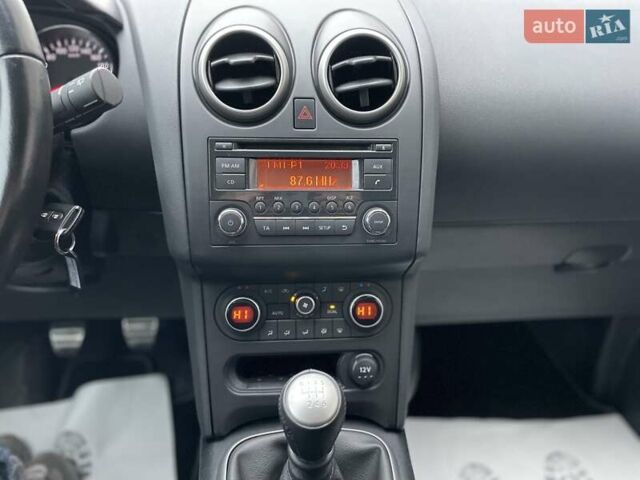 Фиолетовый Ниссан Кашкай, объемом двигателя 1.5 л и пробегом 210 тыс. км за 12300 $, фото 22 на Automoto.ua