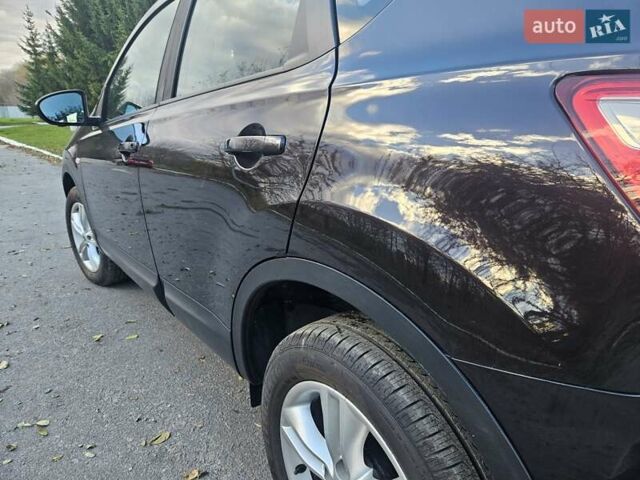 Ниссан Кашкай 2013 в Бердичеве на Automoto.ua Фиолетовый Ниссан Кашкай, объемом двигателя 1.6 л и пробегом 245 тыс. км за 10500 $, фото 20 на Automoto.ua