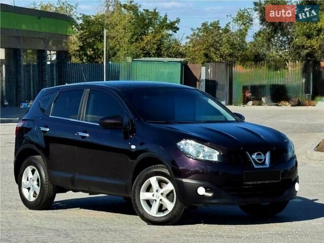 Ниссан Кашкай 2013 в Днепре (Днепропетровске) на Automoto.ua Фиолетовый Ниссан Кашкай, объемом двигателя 2 л и пробегом 64 тыс. км за 12999 $, фото 1 на Automoto.ua