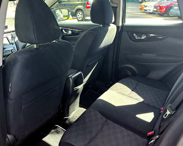 Фиолетовый Ниссан Кашкай, объемом двигателя 1.5 л и пробегом 226 тыс. км за 14450 $, фото 20 на Automoto.ua