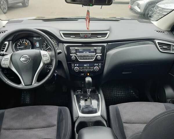 Фиолетовый Ниссан Кашкай, объемом двигателя 2 л и пробегом 227 тыс. км за 13500 $, фото 15 на Automoto.ua