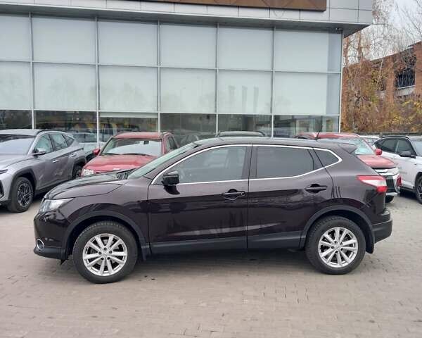 Фиолетовый Ниссан Кашкай, объемом двигателя 2 л и пробегом 227 тыс. км за 13500 $, фото 5 на Automoto.ua