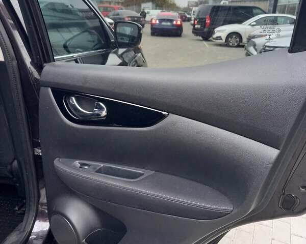 Фиолетовый Ниссан Кашкай, объемом двигателя 2 л и пробегом 227 тыс. км за 13500 $, фото 21 на Automoto.ua