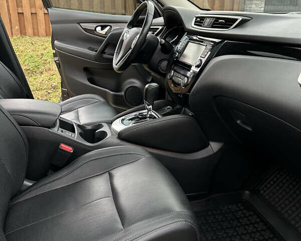 Фіолетовий Ніссан Кашкай, об'ємом двигуна 1.6 л та пробігом 240 тис. км за 16800 $, фото 24 на Automoto.ua