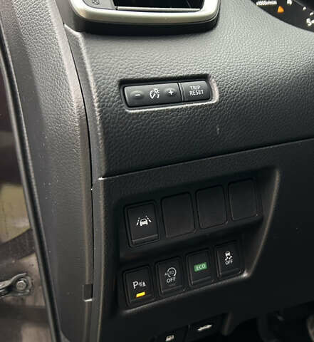 Фіолетовий Ніссан Кашкай, об'ємом двигуна 1.6 л та пробігом 240 тис. км за 16800 $, фото 14 на Automoto.ua