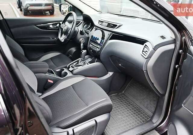 Фиолетовый Ниссан Кашкай, объемом двигателя 1.6 л и пробегом 81 тыс. км за 16683 $, фото 5 на Automoto.ua