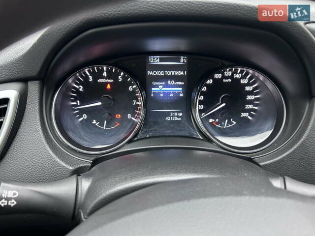 Фиолетовый Ниссан Кашкай, объемом двигателя 2 л и пробегом 42 тыс. км за 19300 $, фото 16 на Automoto.ua