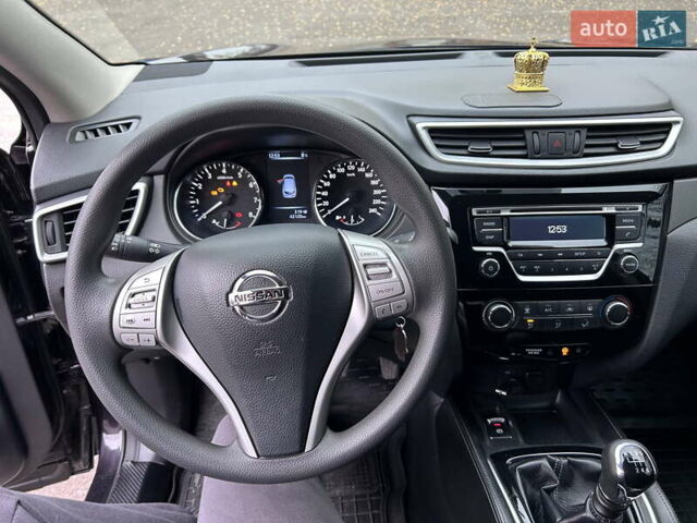 Фиолетовый Ниссан Кашкай, объемом двигателя 2 л и пробегом 42 тыс. км за 19300 $, фото 13 на Automoto.ua