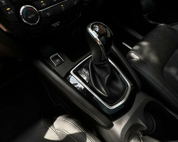 Фіолетовий Ніссан Кашкай, об'ємом двигуна 1.6 л та пробігом 71 тис. км за 20950 $, фото 18 на Automoto.ua