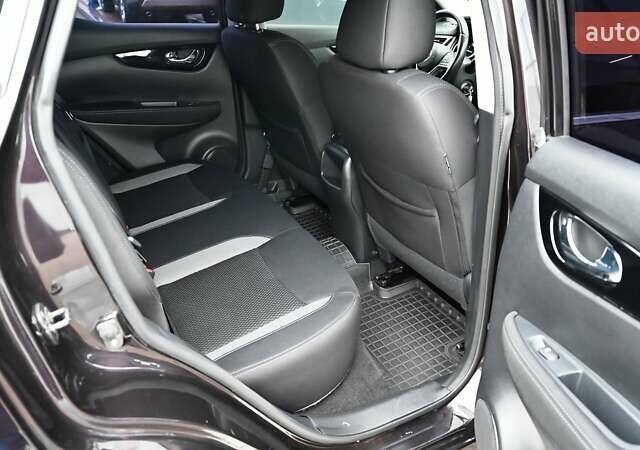 Фиолетовый Ниссан Кашкай, объемом двигателя 1.6 л и пробегом 81 тыс. км за 16683 $, фото 6 на Automoto.ua