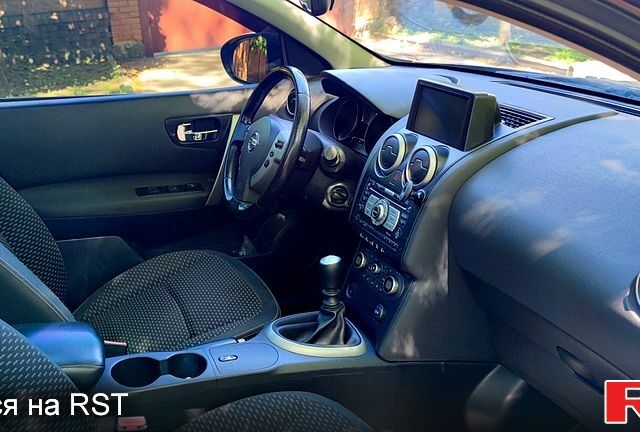 Коричневый Ниссан Кашкай, объемом двигателя 1.5 л и пробегом 230 тыс. км за 8800 $, фото 5 на Automoto.ua