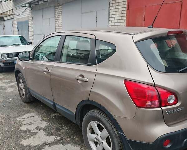 Коричневый Ниссан Кашкай, объемом двигателя 2 л и пробегом 173 тыс. км за 7100 $, фото 6 на Automoto.ua