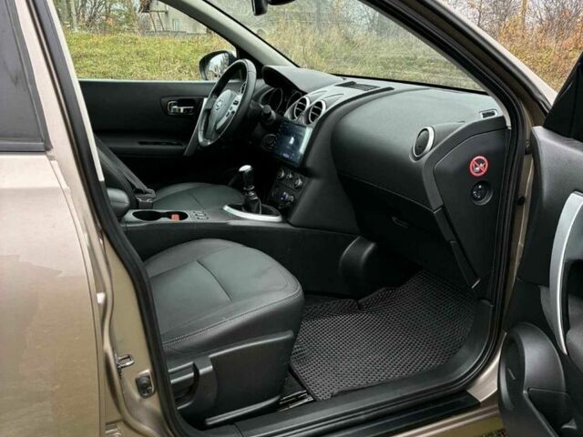 Коричневый Ниссан Кашкай, объемом двигателя 1.5 л и пробегом 144 тыс. км за 10000 $, фото 4 на Automoto.ua