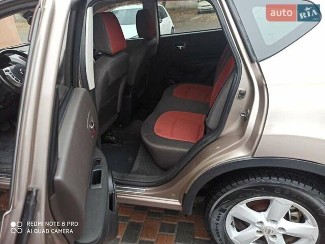 Коричневый Ниссан Кашкай, объемом двигателя 2 л и пробегом 110 тыс. км за 9500 $, фото 2 на Automoto.ua