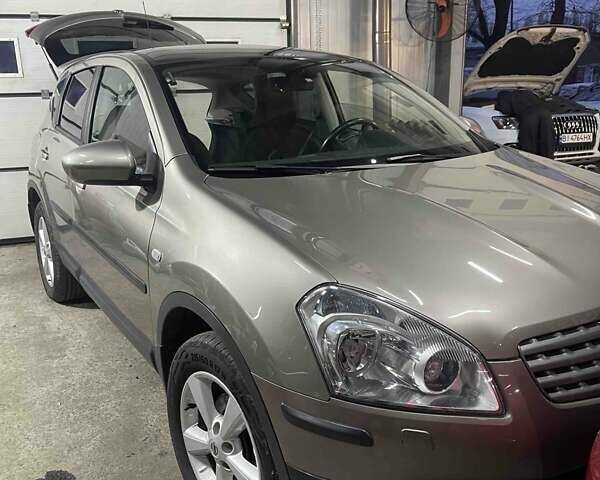 Коричневий Ніссан Кашкай, об'ємом двигуна 2 л та пробігом 209 тис. км за 9800 $, фото 10 на Automoto.ua