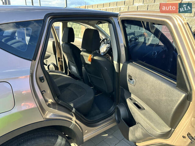 Коричневый Ниссан Кашкай, объемом двигателя 1.46 л и пробегом 280 тыс. км за 10118 $, фото 4 на Automoto.ua