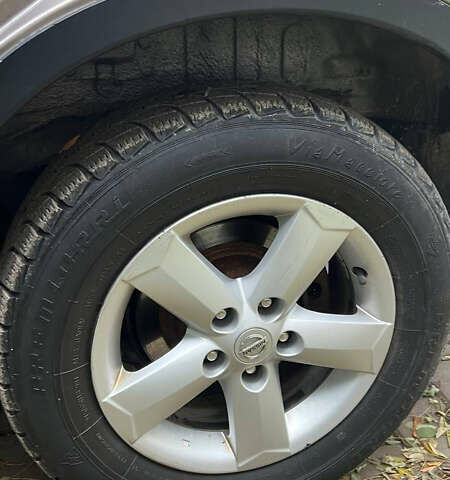 Коричневый Ниссан Кашкай, объемом двигателя 2 л и пробегом 245 тыс. км за 8700 $, фото 5 на Automoto.ua