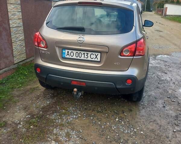 Коричневый Ниссан Кашкай, объемом двигателя 2 л и пробегом 213 тыс. км за 9333 $, фото 3 на Automoto.ua