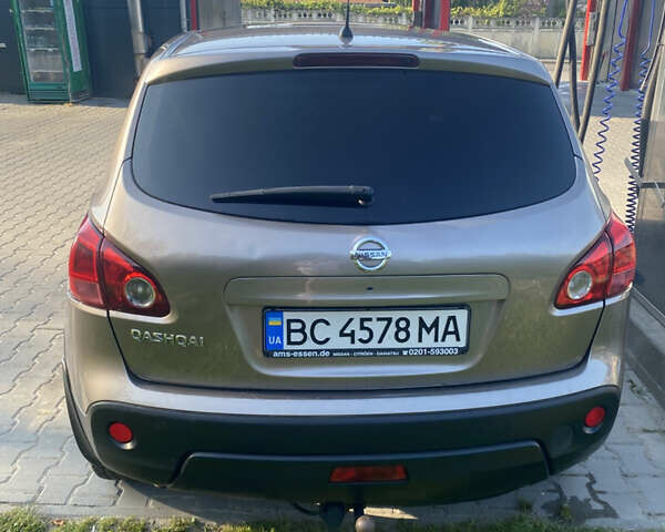 Коричневый Ниссан Кашкай, объемом двигателя 2 л и пробегом 266 тыс. км за 9500 $, фото 3 на Automoto.ua