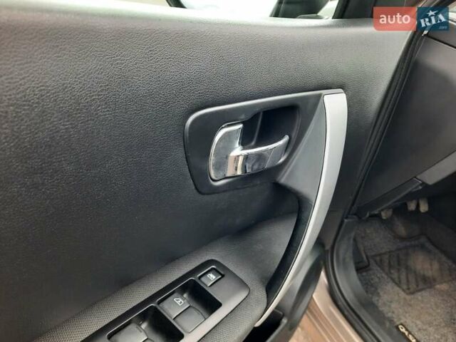 Коричневый Ниссан Кашкай, объемом двигателя 2 л и пробегом 208 тыс. км за 8999 $, фото 37 на Automoto.ua