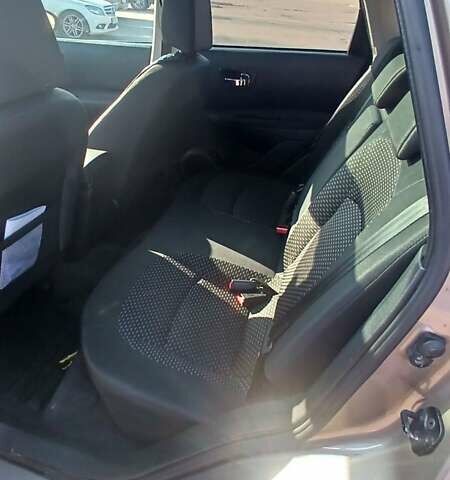 Коричневий Ніссан Кашкай, об'ємом двигуна 2 л та пробігом 209 тис. км за 9800 $, фото 5 на Automoto.ua